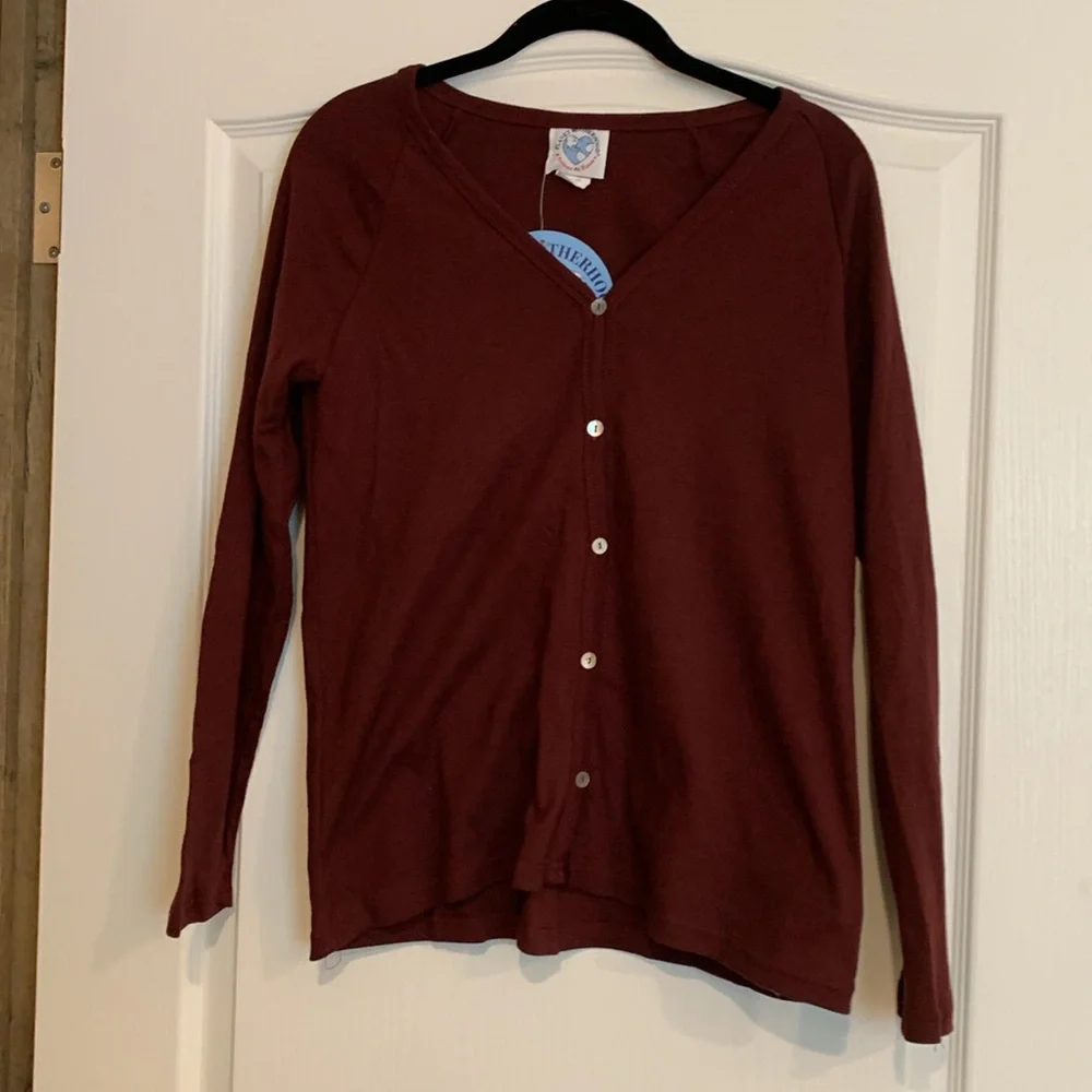 NWT Maternity size small ( or medium?) maroon button up cardigan - Picture 2 of 5